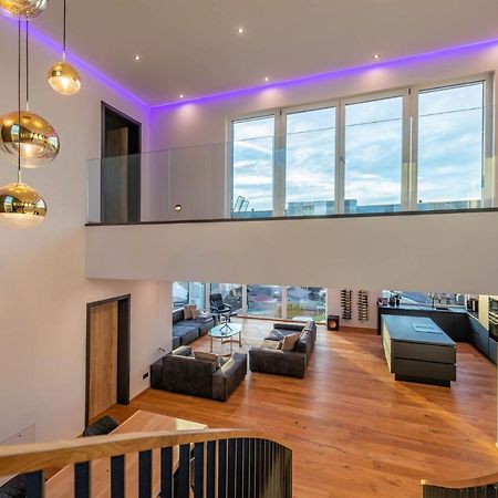 Moderne Villa Mit Whirlpool Und Heimkino Валдкирхен Екстериор снимка