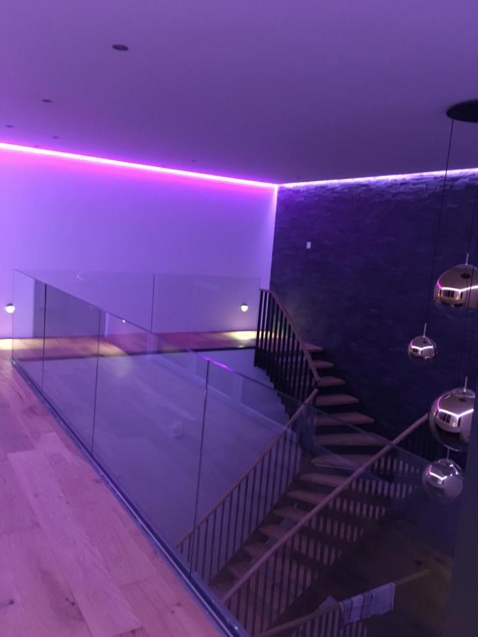 Moderne Villa Mit Whirlpool Und Heimkino Валдкирхен Екстериор снимка