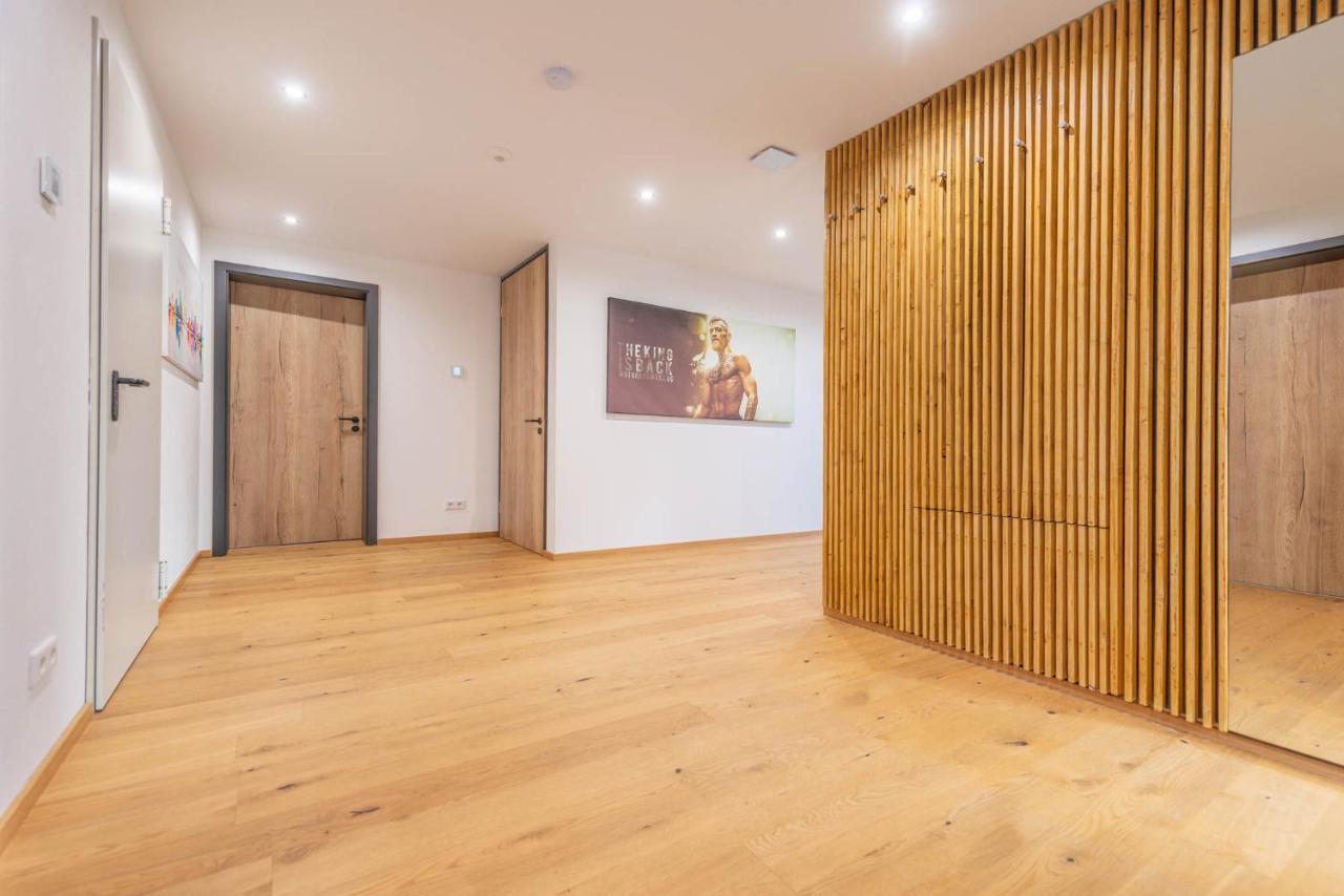 Moderne Villa Mit Whirlpool Und Heimkino Валдкирхен Екстериор снимка